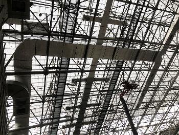 伊滨区奥体中心项目通风工程作业现场